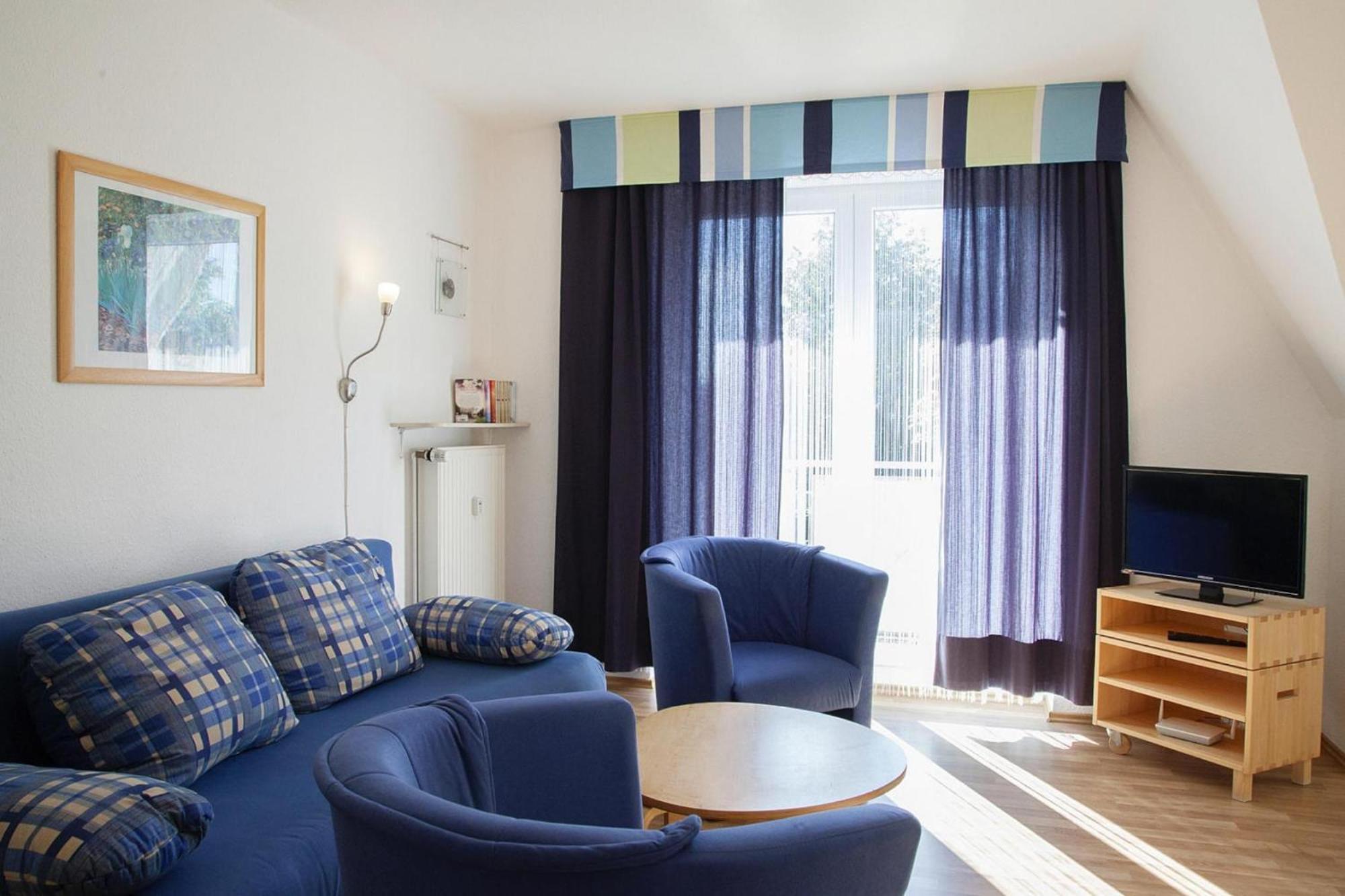 Apartment In Burhave With A Shared Pool Extérieur photo