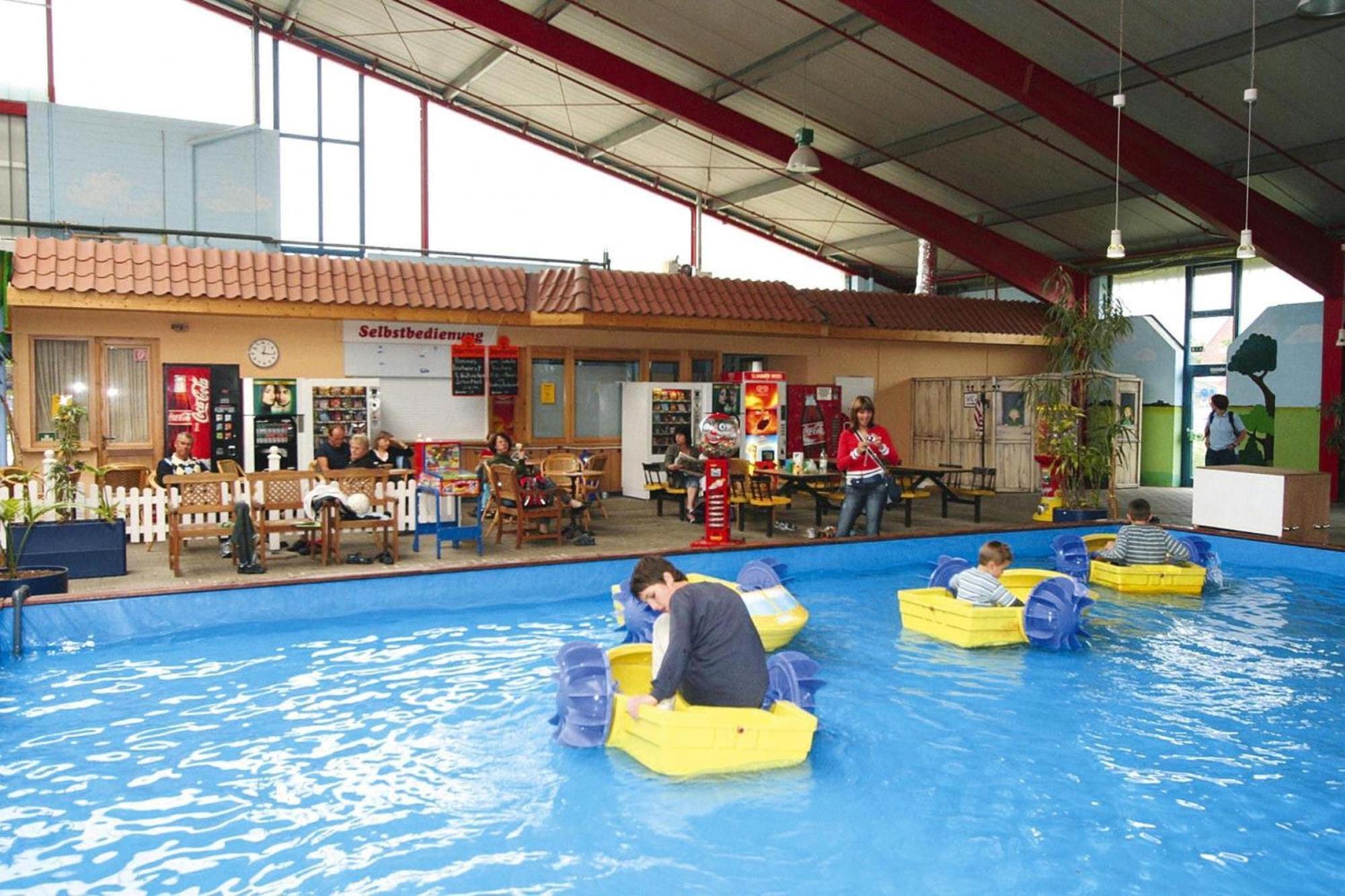 Apartment In Burhave With A Shared Pool Extérieur photo